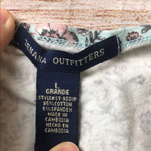 Y2K Mint Floral Lace Camisole - Picture 2 of 5